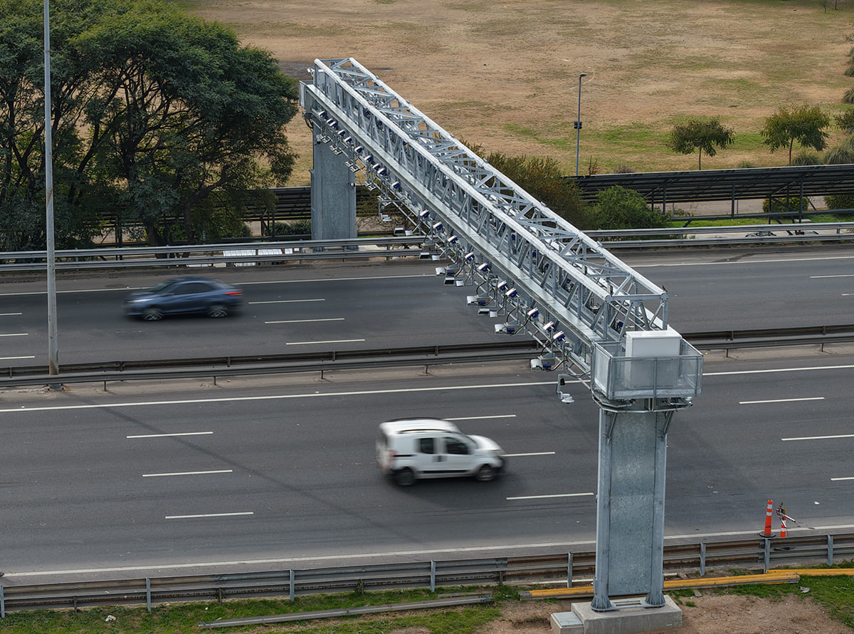 ¡Atención viajeros! Autopistas porteñas 100% inteligentes: AUSA implementará el Free Flow en todas sus trazas desde 2026, con TelePASE como único medio de pago.
