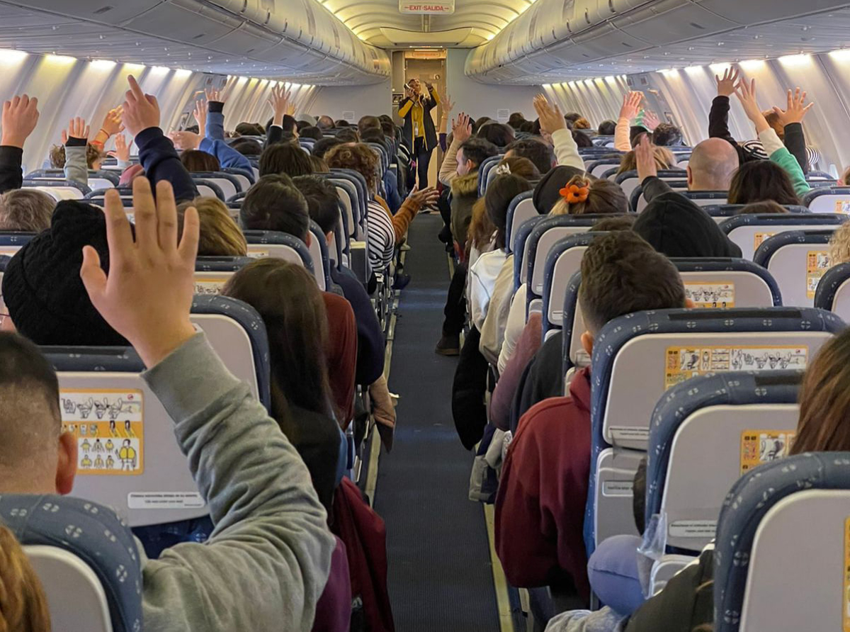 ¡Flybondi se prepara para un verano épico! La low cost aumenta hasta 300% sus vuelos nacionales, consolidando la conectividad y el turismo interno.