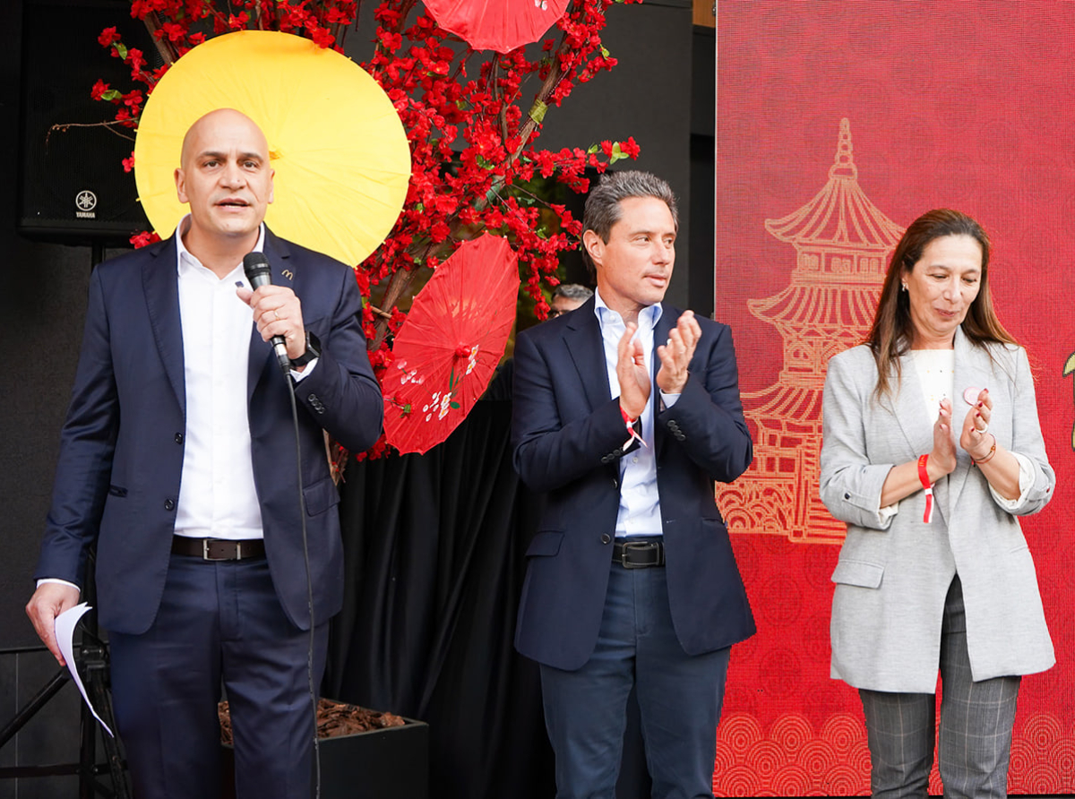 McDonald’s desembarca en el Barrio Chino con su local más innovador y una carta exclusiva de fusión oriental